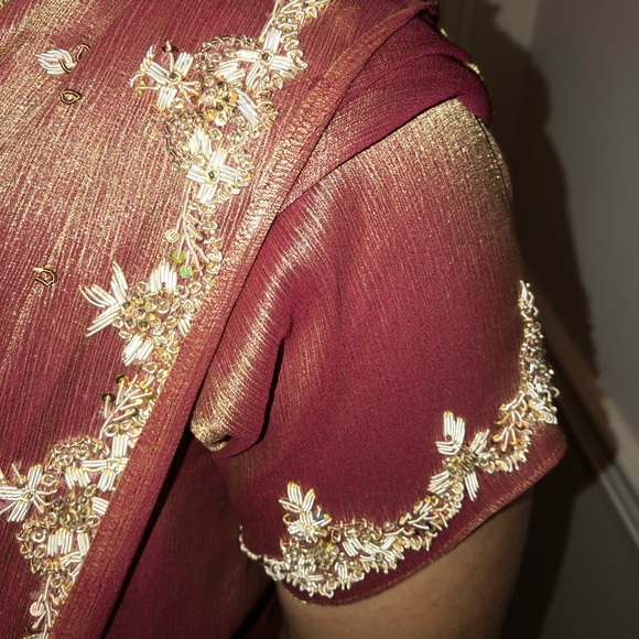 Red Gold Sari From Mumbai, India 🇮🇳 Like New! - Picture 4 of 7